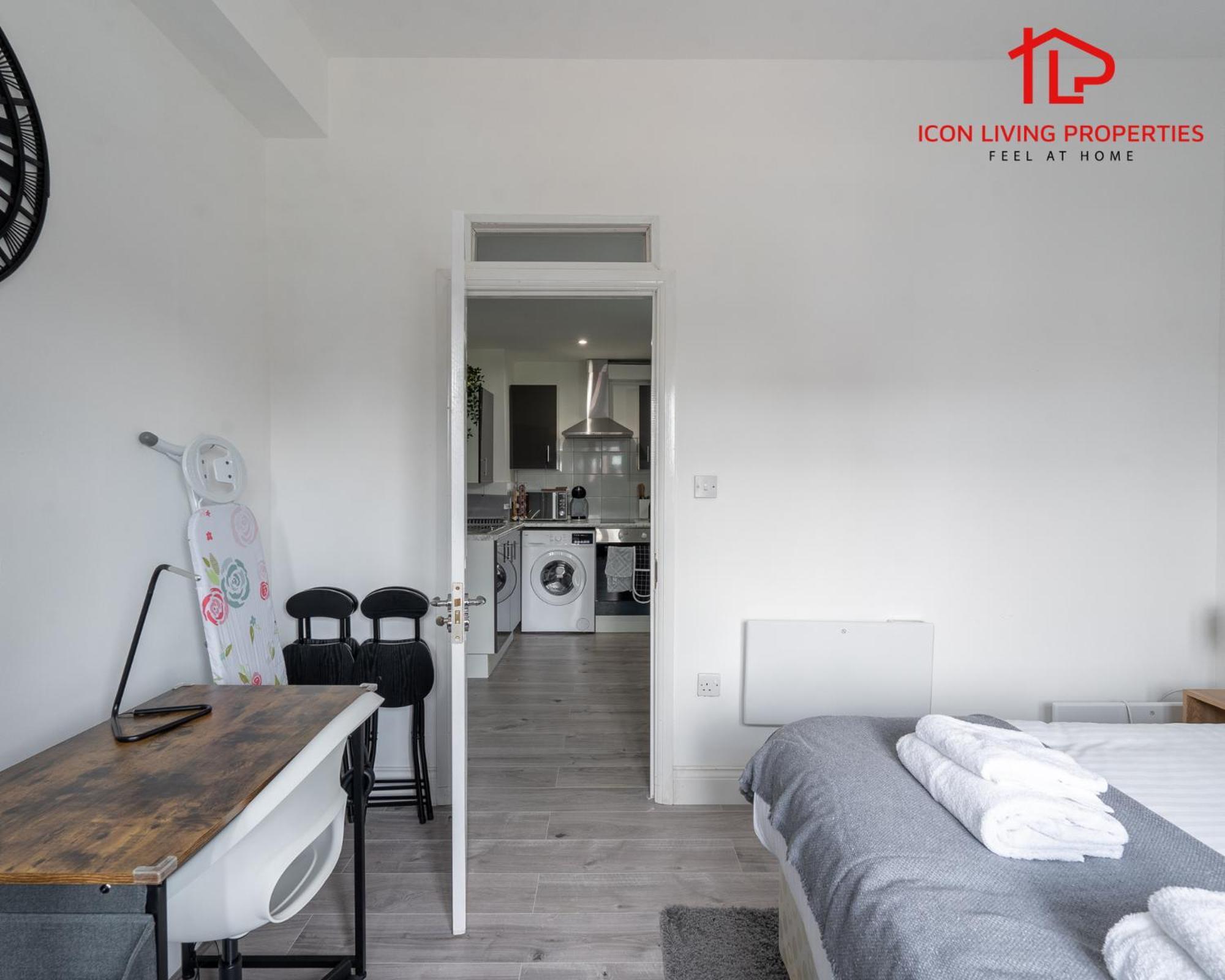 1 Bedroom Arch-View Apartment 2 By Icon Living Properties Short Lets & Serviced Accommodation With Free Parking London Eksteriør bilde