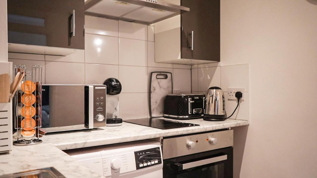 1 Bedroom Arch-View Apartment 2 By Icon Living Properties Short Lets & Serviced Accommodation With Free Parking London Rom bilde